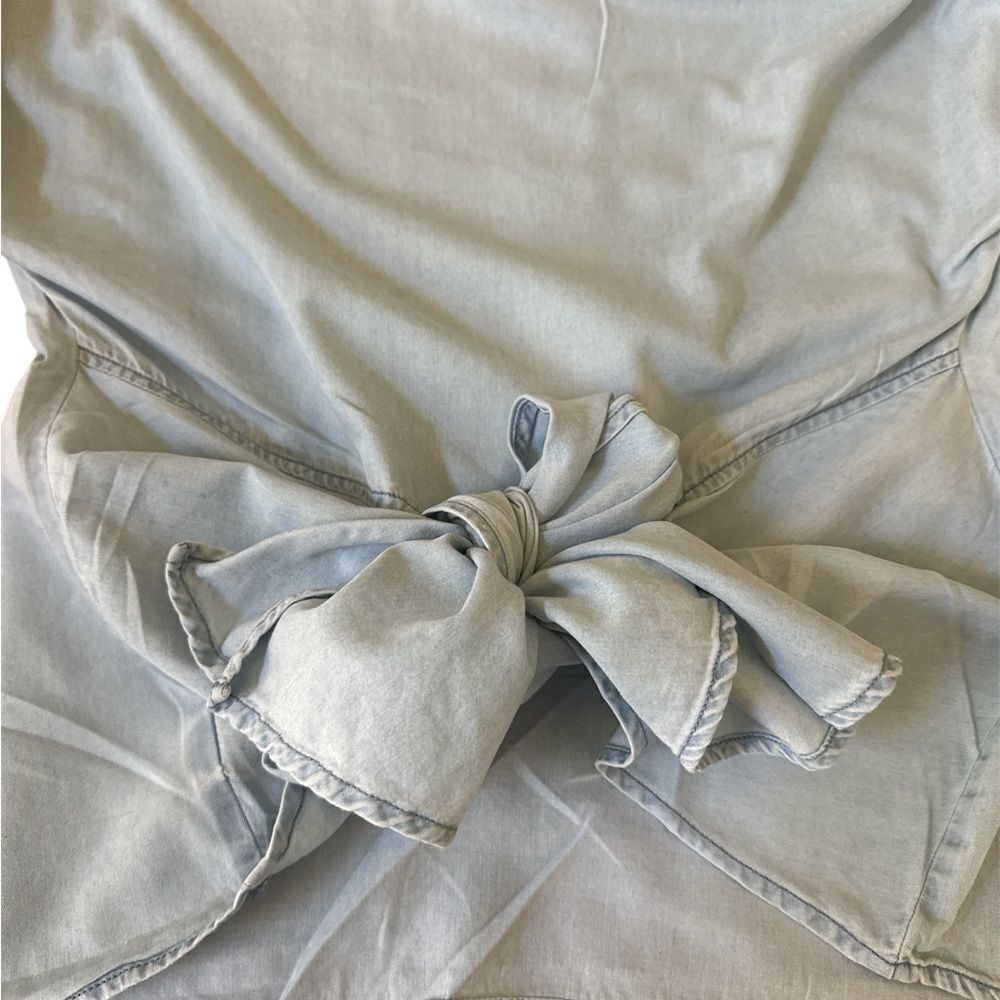 Express Light Blue Women's Blouse - Picture 4 of 4